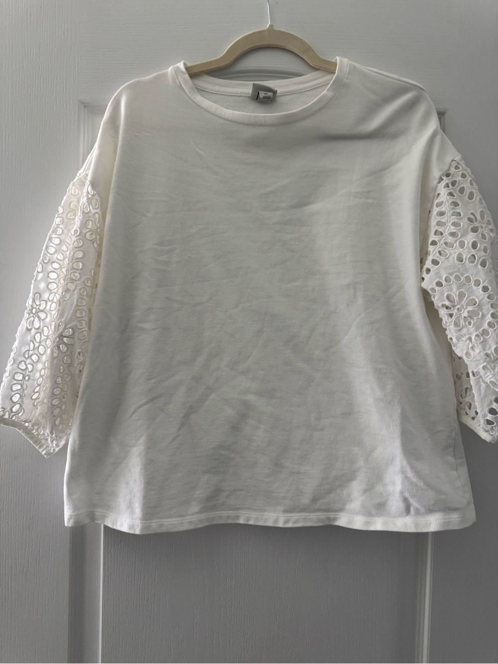 a new day White Eyelet Sleeve Sweatshirt